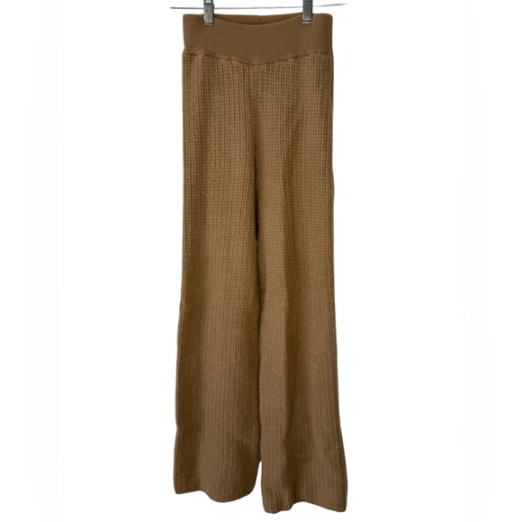 ALO Yoga Cashmere High-Waist Plush Waffle Pant in Toasted Almond - XSmall - Picture 1 of 11